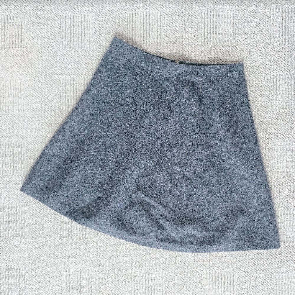 Tahari Gray Knit Skirt Wool Blend Circle Skirt Tahari